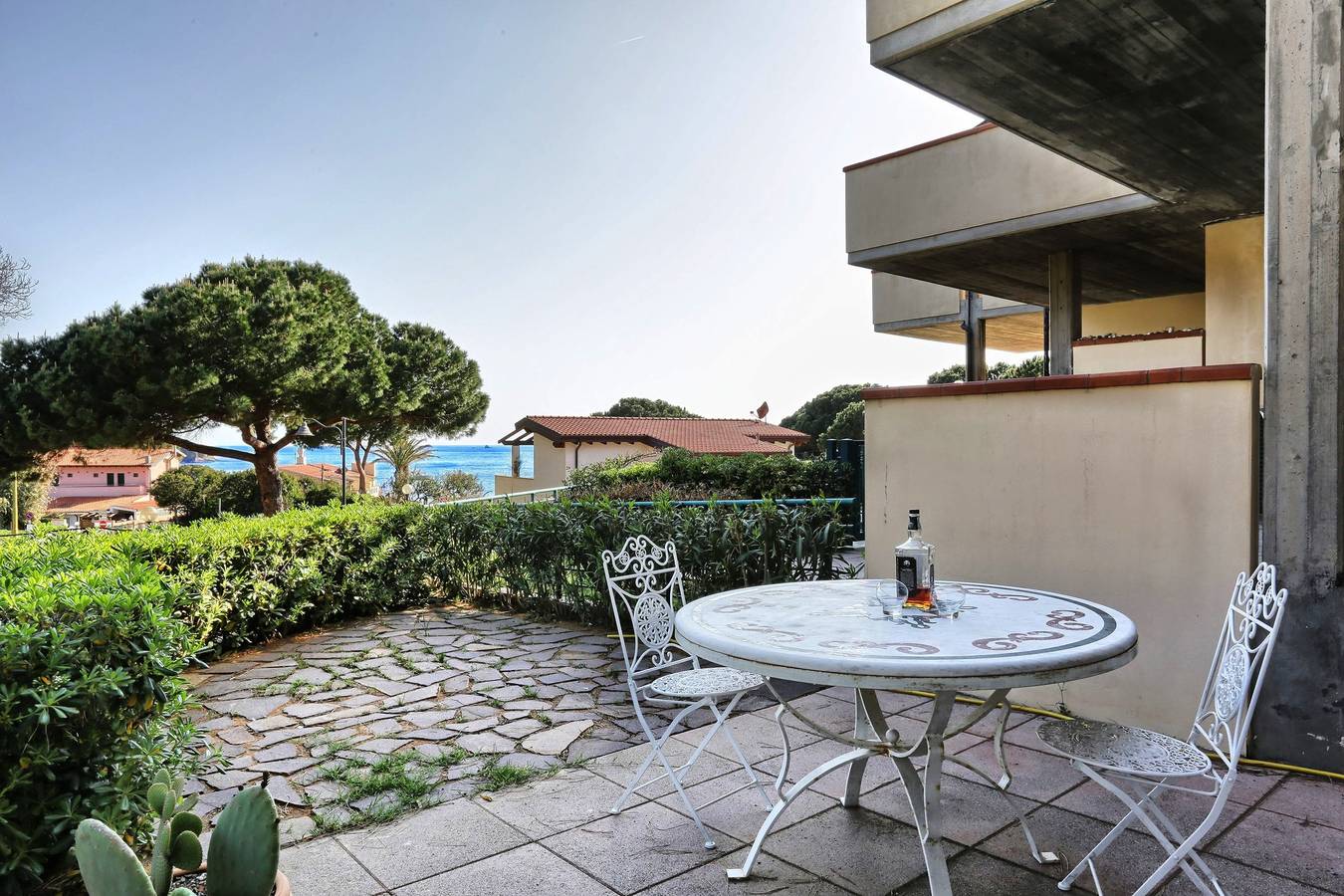 Entire apartment, Beautiful apartment with sea view - La Magnolia in Morcone, Elba