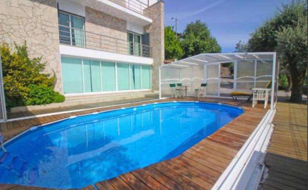 Villa in Aboim da Nóbrega e Gondomar, Distrito de Braga