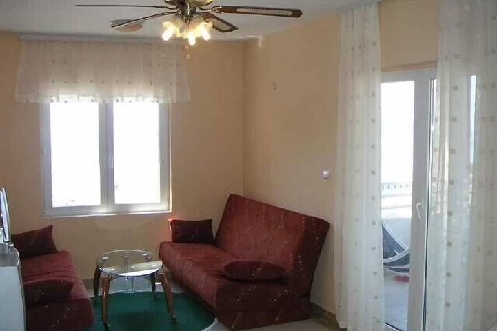 Appartement entier, Vue panoramique appartement à Rafailovici. 200 m des plages de sable. in Rafailovići, Municipalité de Budva