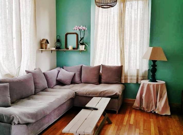 Gîte pour 8 personnes, avec jardin à Neuf-Marché