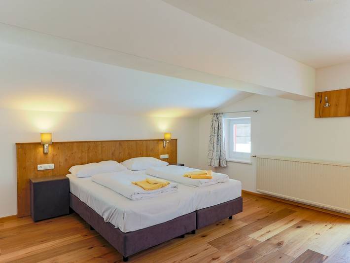 Ferienhaus für 16 Personen, mit Balkon und Terrasse sowie Garten und Sauna in Krimml - 4