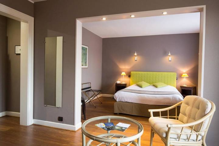 Hôtel pour 2 personnes, avec vue ainsi que jardin et balcon