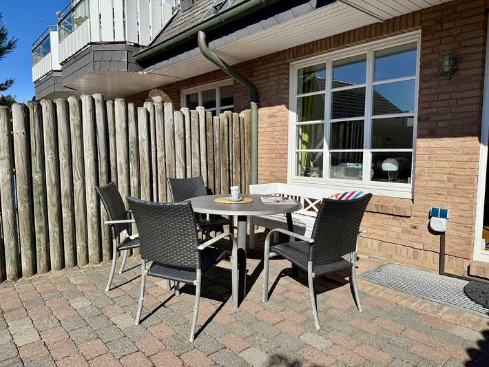 Ferienwohnung für 4 Personen, mit Balkon/Terrasse und Terrasse sowie Garten in Westerland - 4