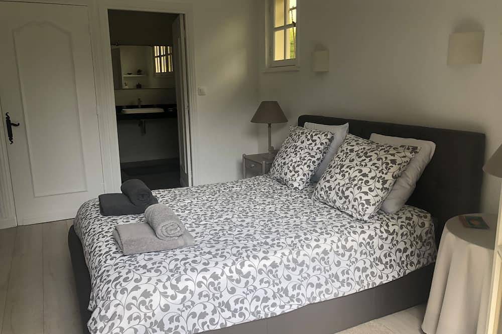 Très Belle villa, bord de forêt, proche centre ville 5 chambres 4 bains 240 m2 . in Touquet-Paris-Plage, Région de Montreuil