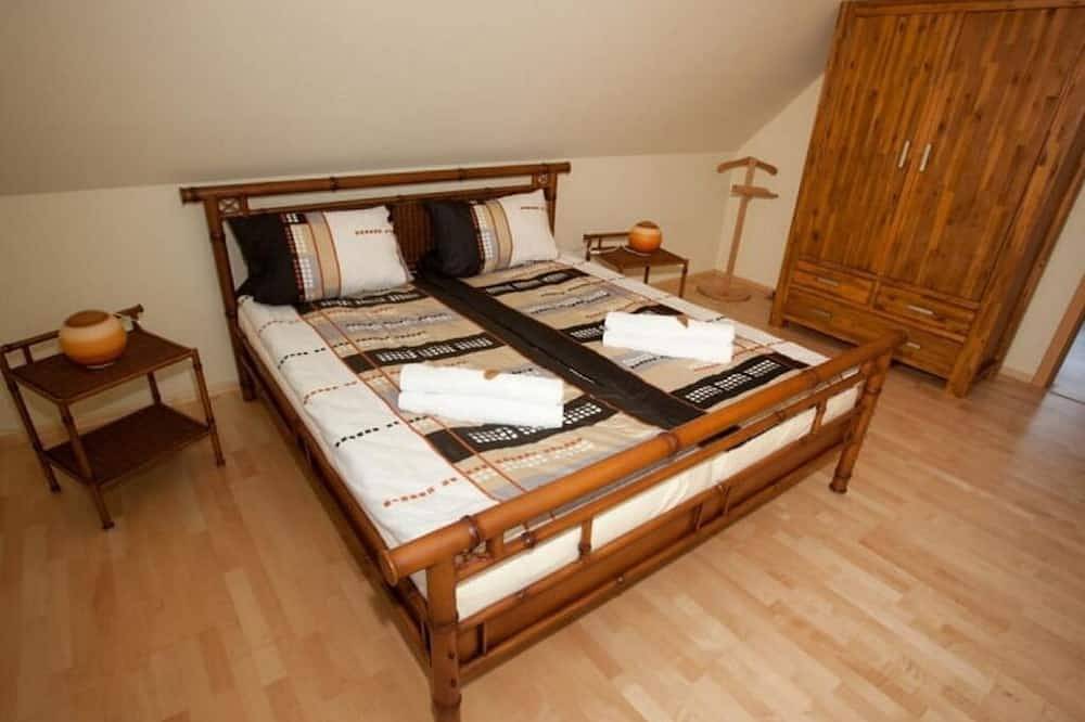 Ganze Wohnung, Safari holiday apartment near the water with Wifi - in Liepgarten near Ueckermünde in Liepgarten, Vorpommern Greifswald
