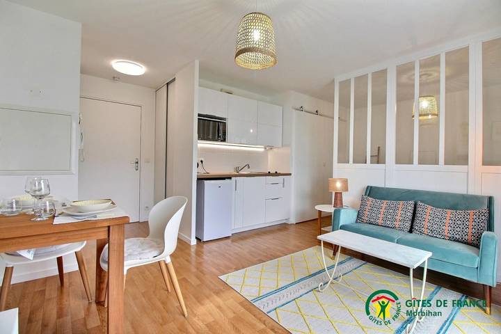 Gîte pour 2 personnes, avec Terrasse à Séné - 4