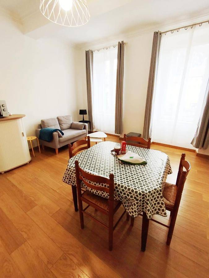 Appartement entier, Les Gîtes d'Altaïr - La Petite Ourse in Tarascon-sur-Ariège, Ariège