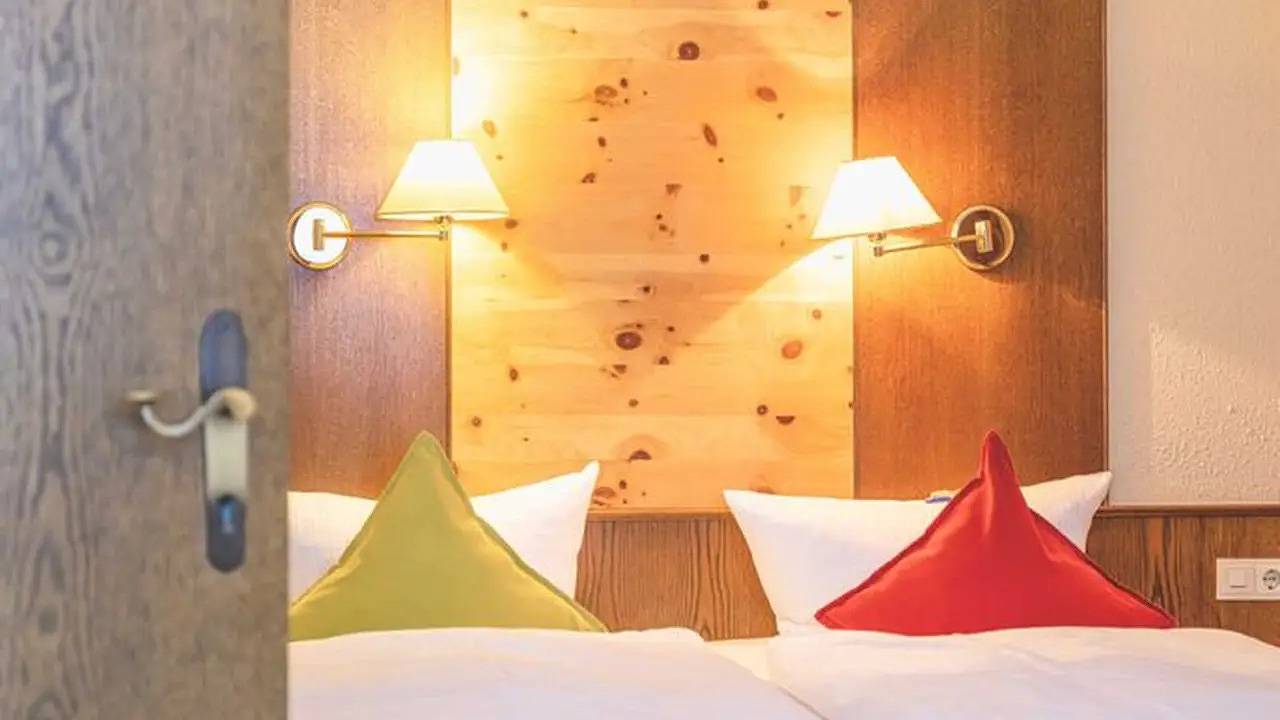Einzelzimmer für 1 Person (18 m²) in Steeg (Tirol) in Holzgau, Allgäuer Alpen (Österreich)