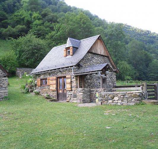 Le Mérens in Bonac-Irazein, Parc naturel régional des Pyrénées ariégeoises