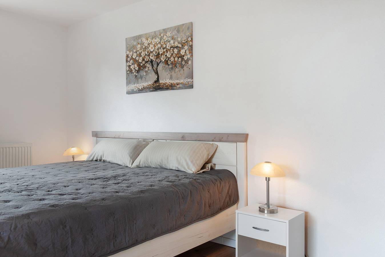 Ganze Wohnung, Ferienwohnung '1' mit gemeinsamer Terrasse, gemeinsamem Garten und Wlan in Herdwangen-Schönach, Region Bodensee-Oberschwaben