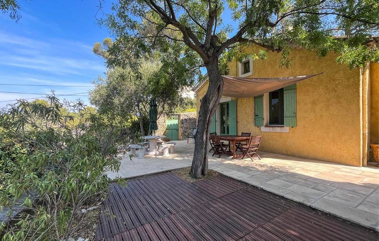 Encantador apartamento en Nîmes con piscina, wifi y aparcamiento in Nimes, Region de Nimes
