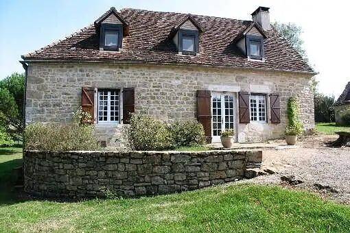Gîte pour 11 personnes, avec terrasse, animaux acceptés