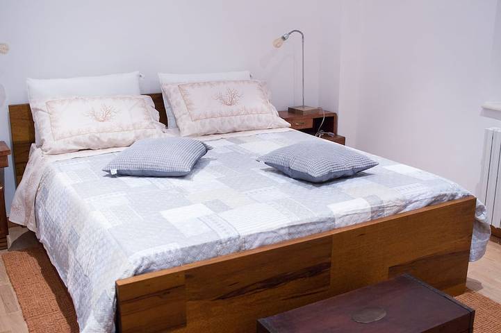 Entire apartment, In the historic center of Castelvetro Bed & Brekfast the glass castle in Castelvetro di Modena, Modena Province