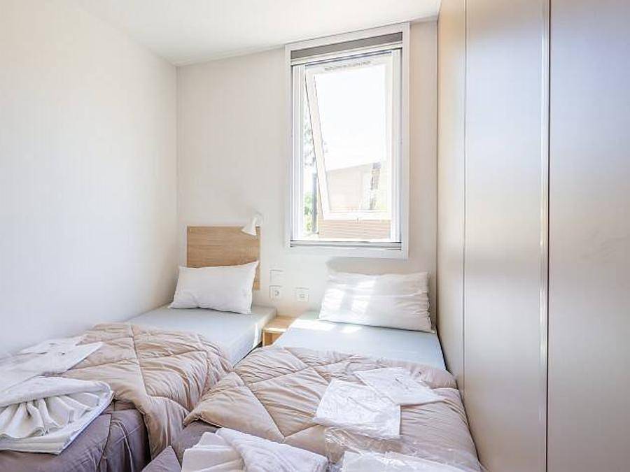 Camping Domaine de la Sainte Baume - Mobilhome 6 personas - Premium | 3 Dormitorios | 6 Pers | Terraza elevada | Aire acondicionado | Tv in Nans-les-Pins, Región Brignoles