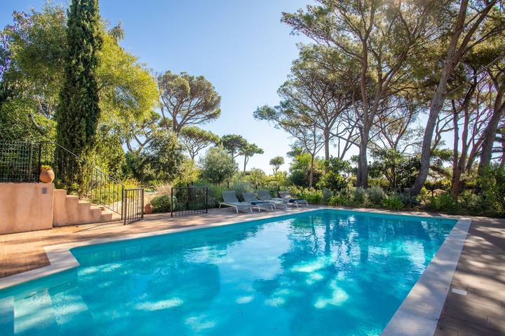 Location de vacances pour 8 personnes, avec jardin dans Plage de San Peire