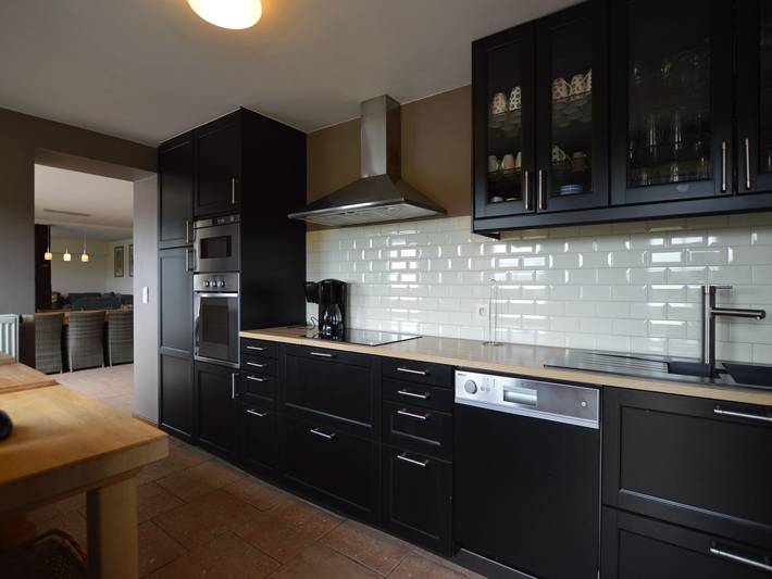 Location de vacances pour 12 personnes, avec piscine ainsi que jardin et sauna à Houffalize - 3