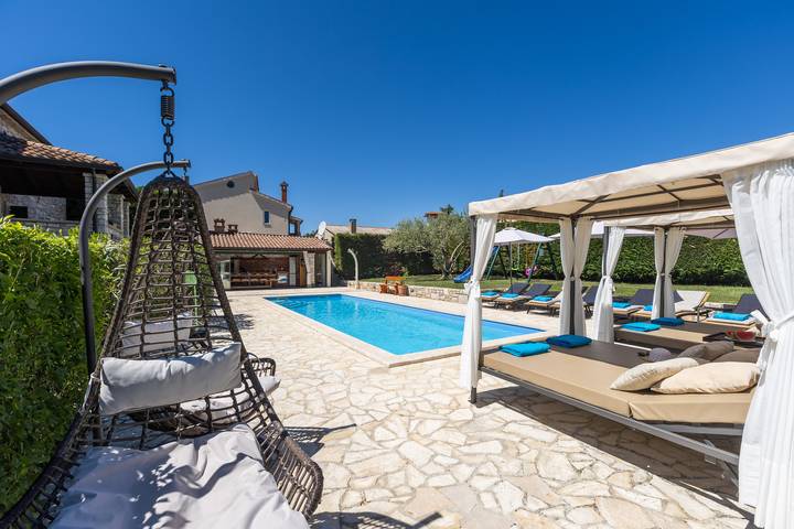 Villa für 14 Personen, mit Balkon und Pool in Porec und Umgebung - 4