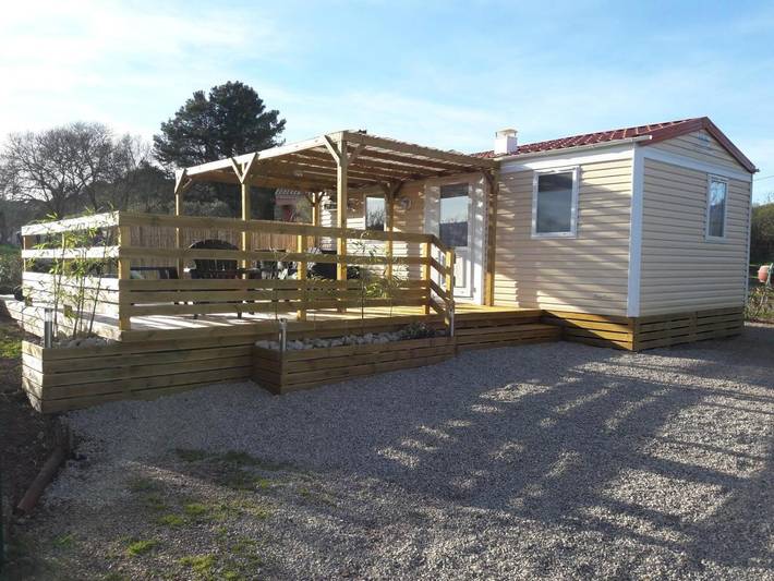Location de vacances pour 4 personnes, avec Terrasse ainsi que Jardin et Vue à Bosc