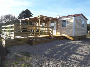 Gîte pour 4 personnes, avec jardin et vue à Bosc