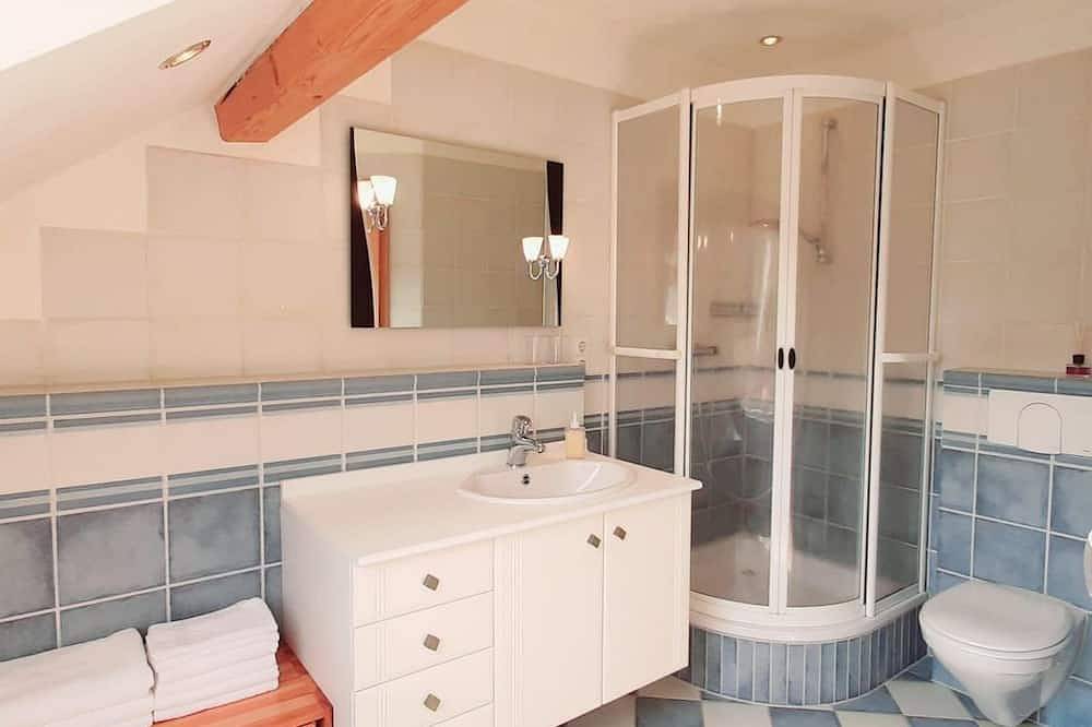 Ganze Wohnung, Hannas Haus - Appartement/Fewo, Dusche und Bad, Wc, 1 Schlafraum in Fischbach bei Dahn, Landkreis Südwestpfalz