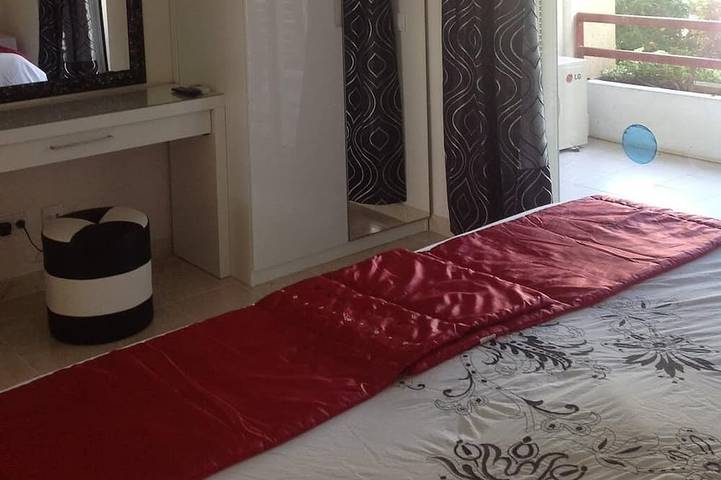 Ganze Wohnung, Luxus-Apartment mit 3 Schlafzimmern - atemberaubende Aussicht, direkter Zugang zum Jachthafen und gemeinsamer Pool in Vilamoura, Quarteira
