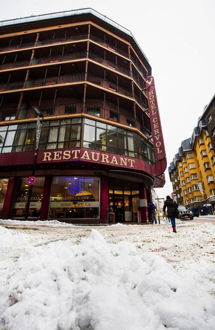 Hôtel pour 2 personnes, avec terrasse à Andorre-la-Vieille - 2