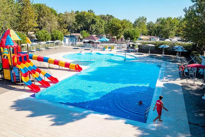 Camping für 4 Personen, mit Pool und Terrasse, mit Haustier in Emilia-Romagna - 2