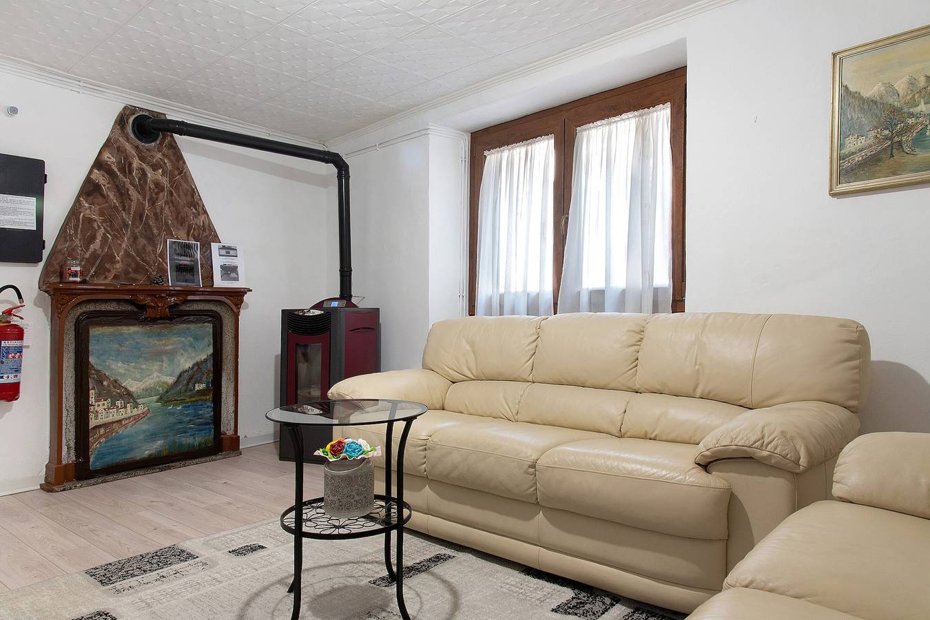 Casa Vacanze 'Cà Rosina' Brusimpiano Cin: It012024C2Qw54Kcle in Brusimpiano, Comune di Brusimpiano