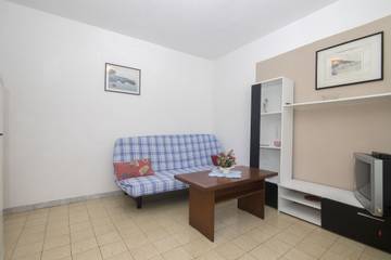 Agriturismo per 3 Persone in Isola di Lesina, Isole della Dalmazia, Foto 2