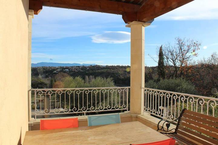 Gîte pour 4 personnes, avec Terrasse et Jardin à Valensole - 2