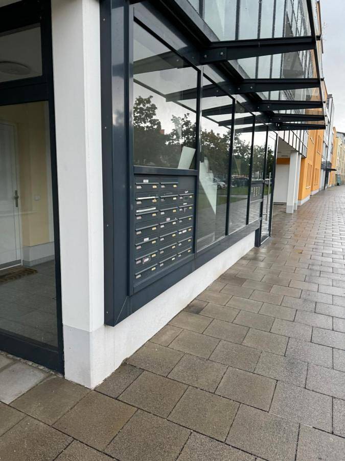 Ganze Wohnung, Moderne Gartenwohnung nahe Messe und Flughafen München in Poing, Oberbayern