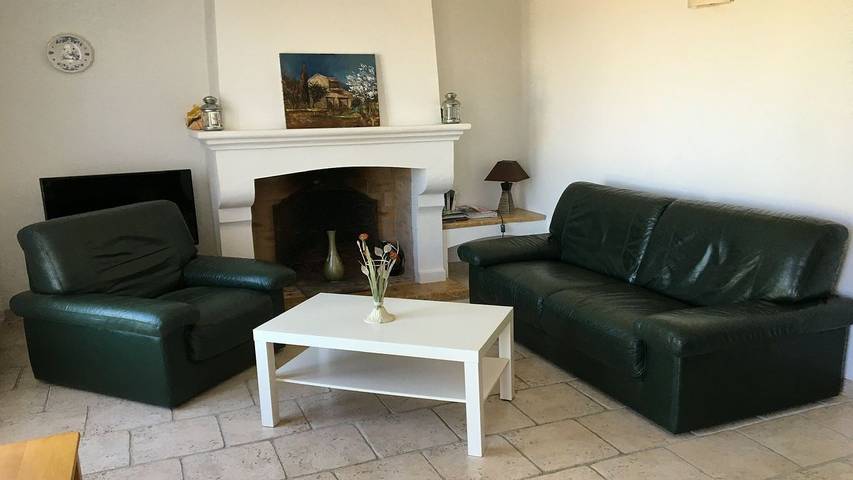 Ferienhaus für 4 Personen, mit Terrasse und Garten sowie Pool - 1