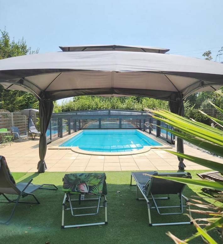 Location de vacances pour 7 personnes, avec jardin à Raslay