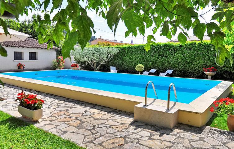 Ferienhaus für 8 Personen, mit Pool und Terrasse in der Provence - 4