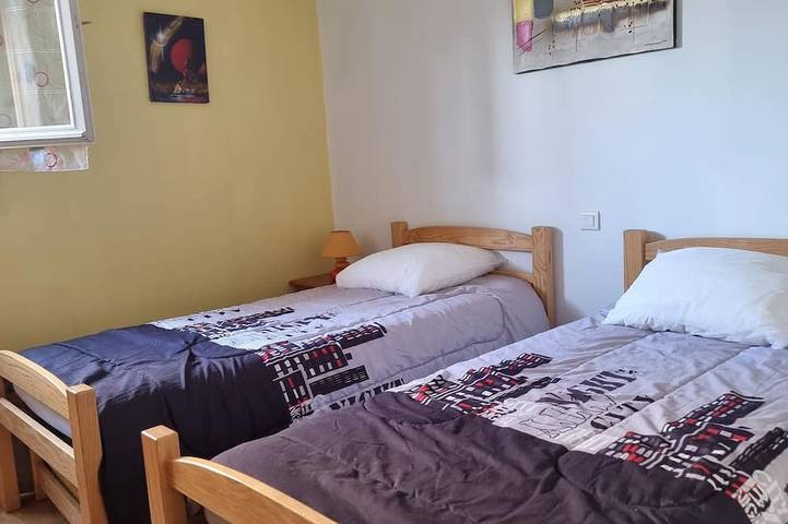 Location de vacances pour 5 personnes, avec terrasse et jardin à Marcillac-Vallon - 4