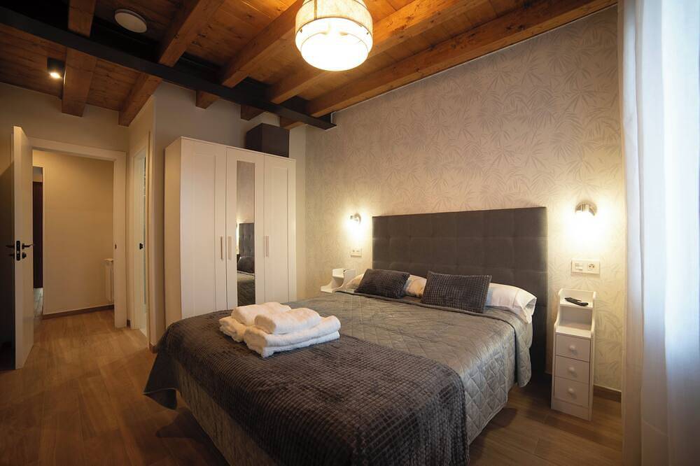 Entire apartment, Apartment in the Picos de Europa, Asturias. Natural Paradise. in Onís, Asturias Province