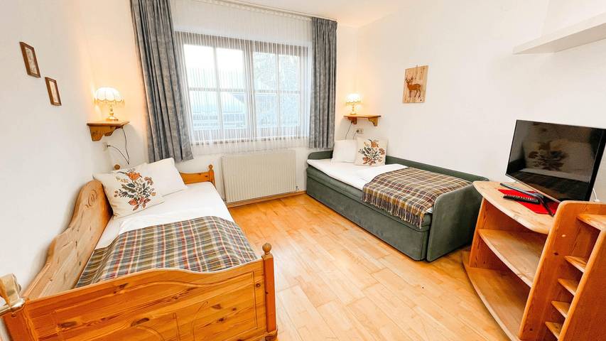 Ganze Ferienwohnung, Appartment/ 2 Schlafräume/Dusche, Wc in Kleinarl, Ski Amadé