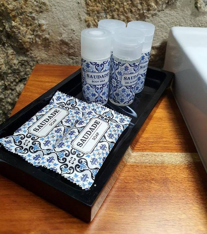 Location de vacances pour 7 personnes, avec terrasse ainsi que jacuzzi et piscine, animaux acceptés à Guarda - 4