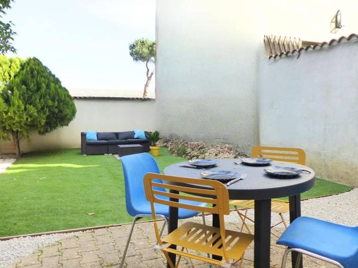 Appartement de vacances pour 4 personnes, avec jardin