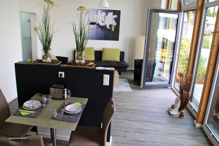 Ganze Wohnung, Adac Campingplatz - Ferienwohnungen - Ferienwohnungen, 52qm, 1 Schlafzimmer, 1 Wohn-/ Schlafzimmer, max. 4 Personen in Körbecke, Möhnesee