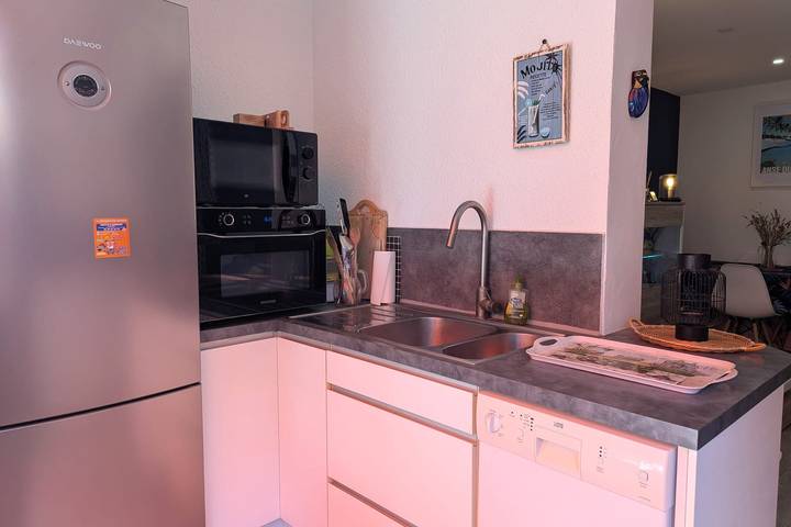 Apartamento entero, Apartamento de vacaciones para 2 personas con jardín in Saint-Mandrier-sur-Mer, Costa mediterránea (Francia)