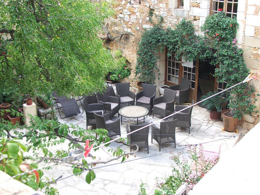 Le Clos des Arts - Chambre Degas in Foissac, Région de Nîmes