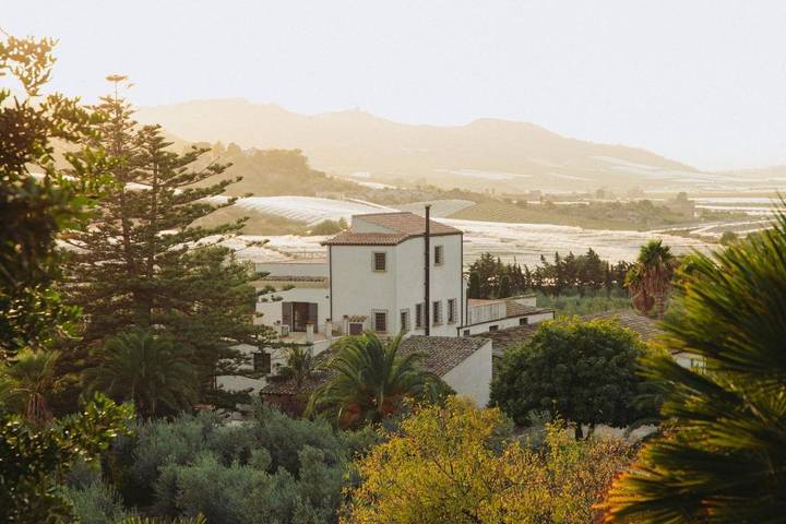 Ferienhaus für 3 Personen, mit Pool und Ausblick sowie Garten