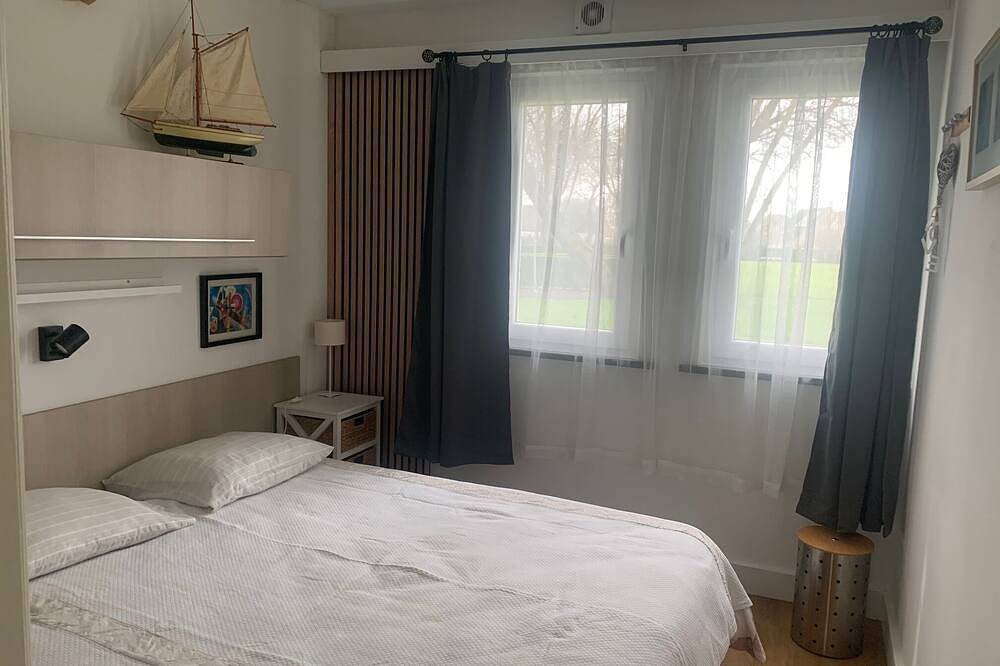 Ganze Wohnung, Wohnung für 4-6 im Ferienpark mit Sport-Spielplätzen, Strandnähe, Haustiere Ok in De Haan, Belgische Küste