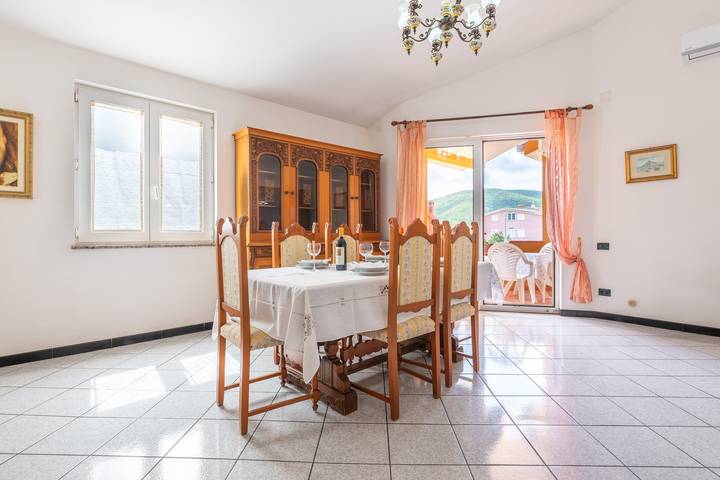 Location de vacances pour 5 personnes, avec jardin et balcon dans Domus De Maria - 2