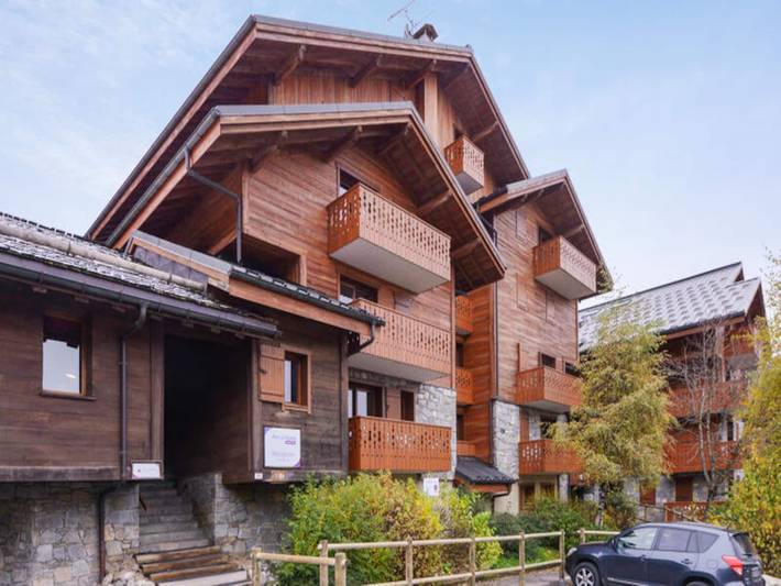 Appartement de vacances pour 6 personnes, avec Balcon et Jacuzzi ainsi que Piscine et Sauna en Haute-Savoie