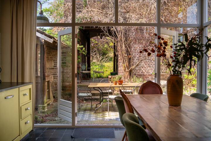 Ferienhaus für 7 Personen, mit Balkon/Terrasse und Terrasse sowie Garten
