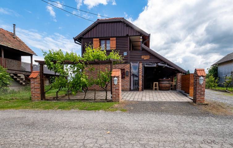 Modernes Apartment mit 2 Schlafzimmern, Pool, WLAN und Terrasse in Zagreb und Umgebung
