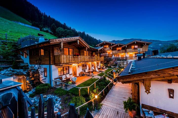Ferienhaus für 5 Personen, mit Whirlpool und Pool sowie Garten und Sauna im Zillertal - 2