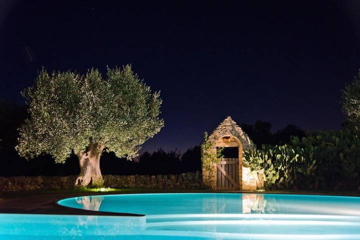 Maison de campagne pour 2 personnes, avec Terrasse et Jardin ainsi que Piscine et Vue à Noci - 2